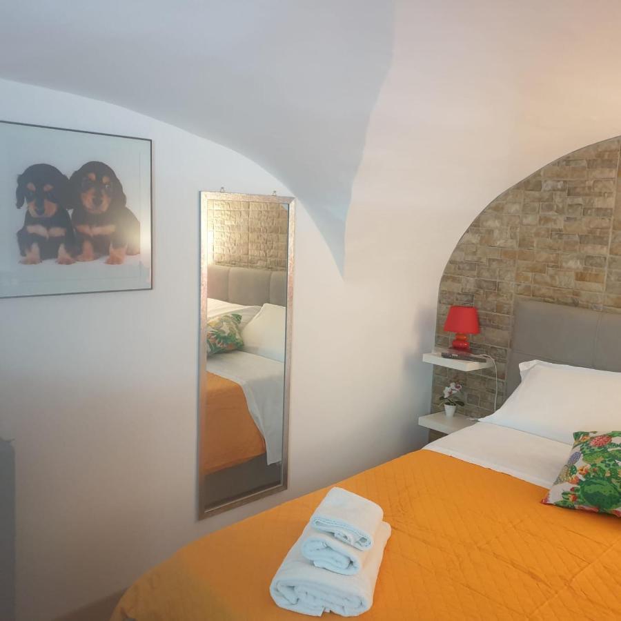 קטאניה Robert Holiday Apartment מראה חיצוני תמונה