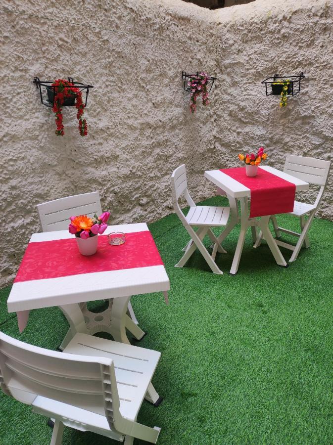 קטאניה Robert Holiday Apartment מראה חיצוני תמונה